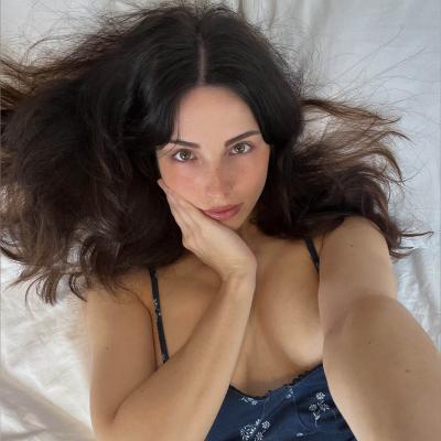 Liz 🕊️ - Onlyfans Leaks