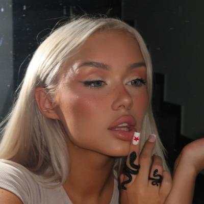 ela - Onlyfans Leaks