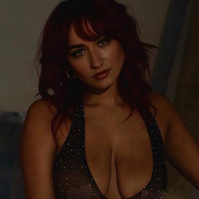 Queef Queen - Onlyfans Leaks