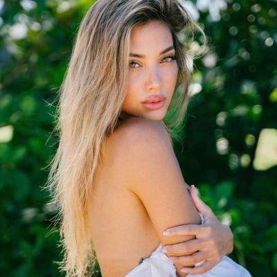 Rosalie - Onlyfans Leaks