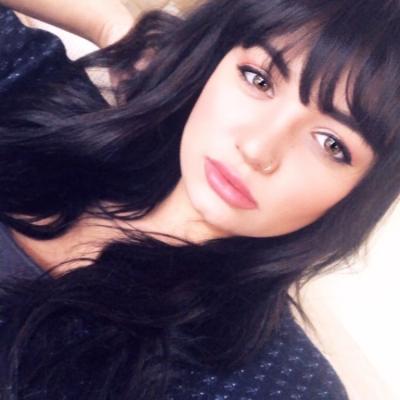 Charlotte Cross - Onlyfans Leaks