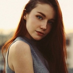Emily Bloom - Onlyfans Leaks