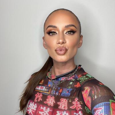 Yesjulz - Onlyfans Leaks